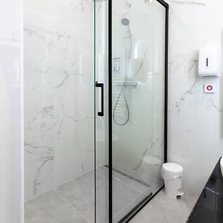 Modi 3* Livorno